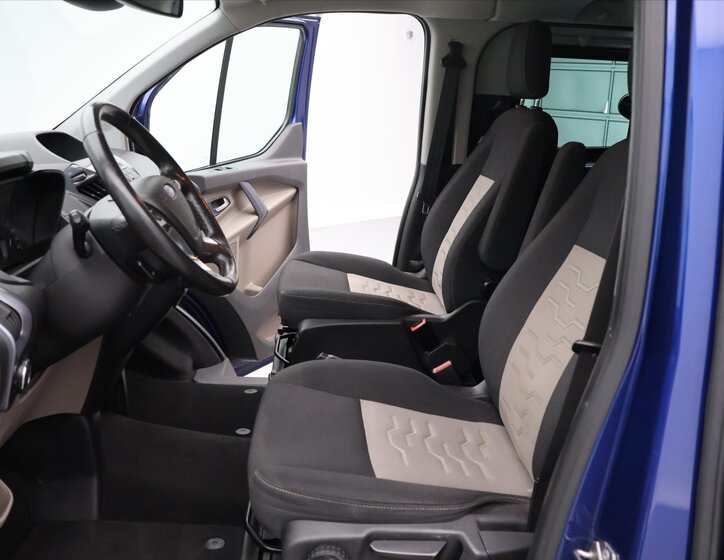 Ford Tourneo Custom Kombi 2,0 l 125 kw