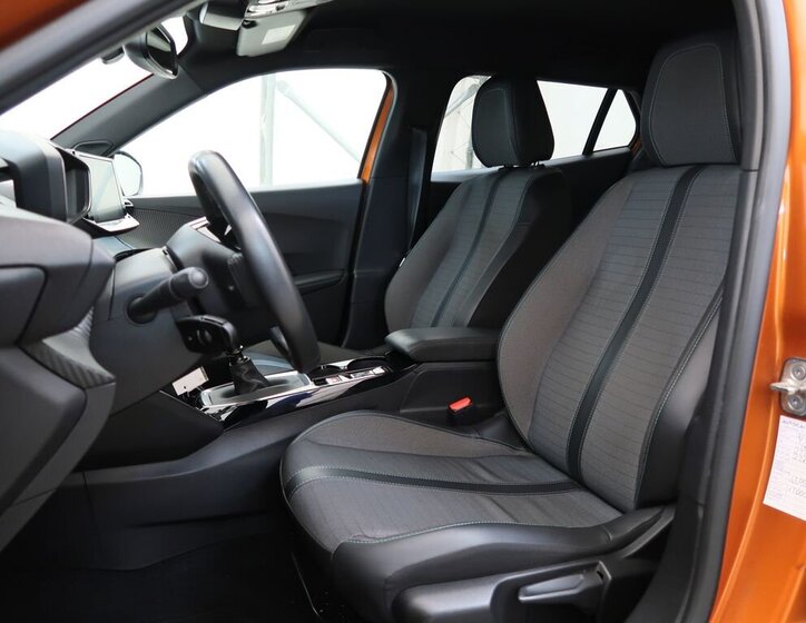 Peugeot 2008 SUV 1,2 l 74 kw