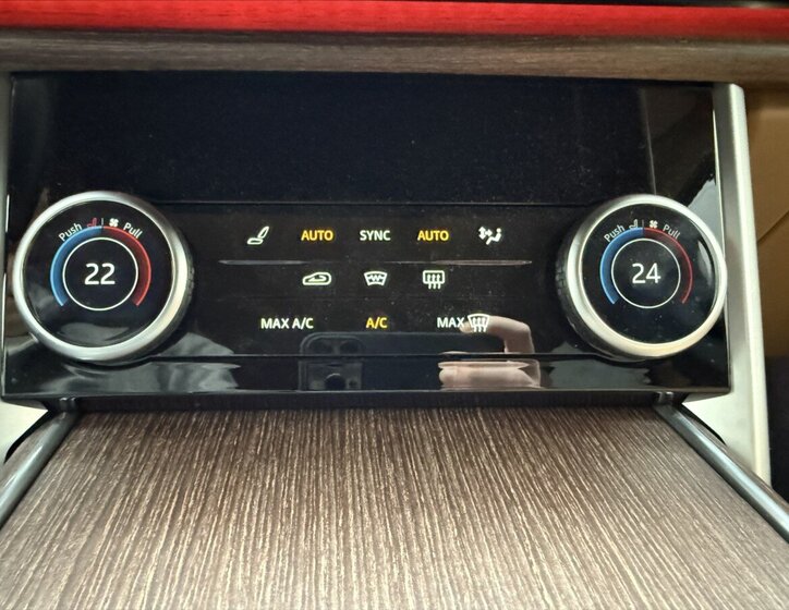 Land Rover Range Rover 33