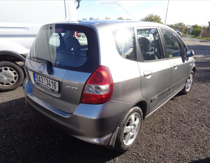 Honda Jazz Hatchback 1,2 l 57 kw