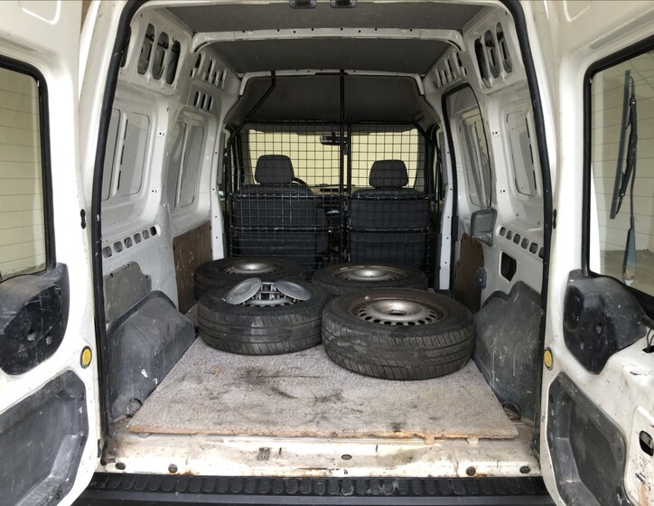 Ford Transit Connect 12