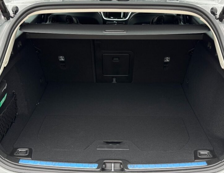 Volvo V60 Kombi 2,0 l 145 kw