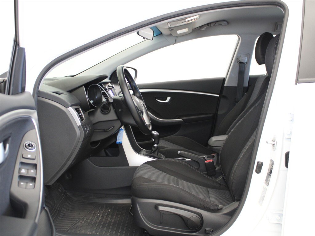 Hyundai i30 Kombi 1,6 l 99 kw