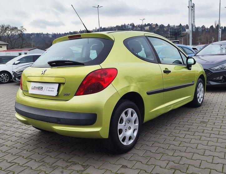 Peugeot 207 5