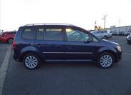 Volkswagen Touran 2
