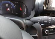 Toyota Yaris Cross 16