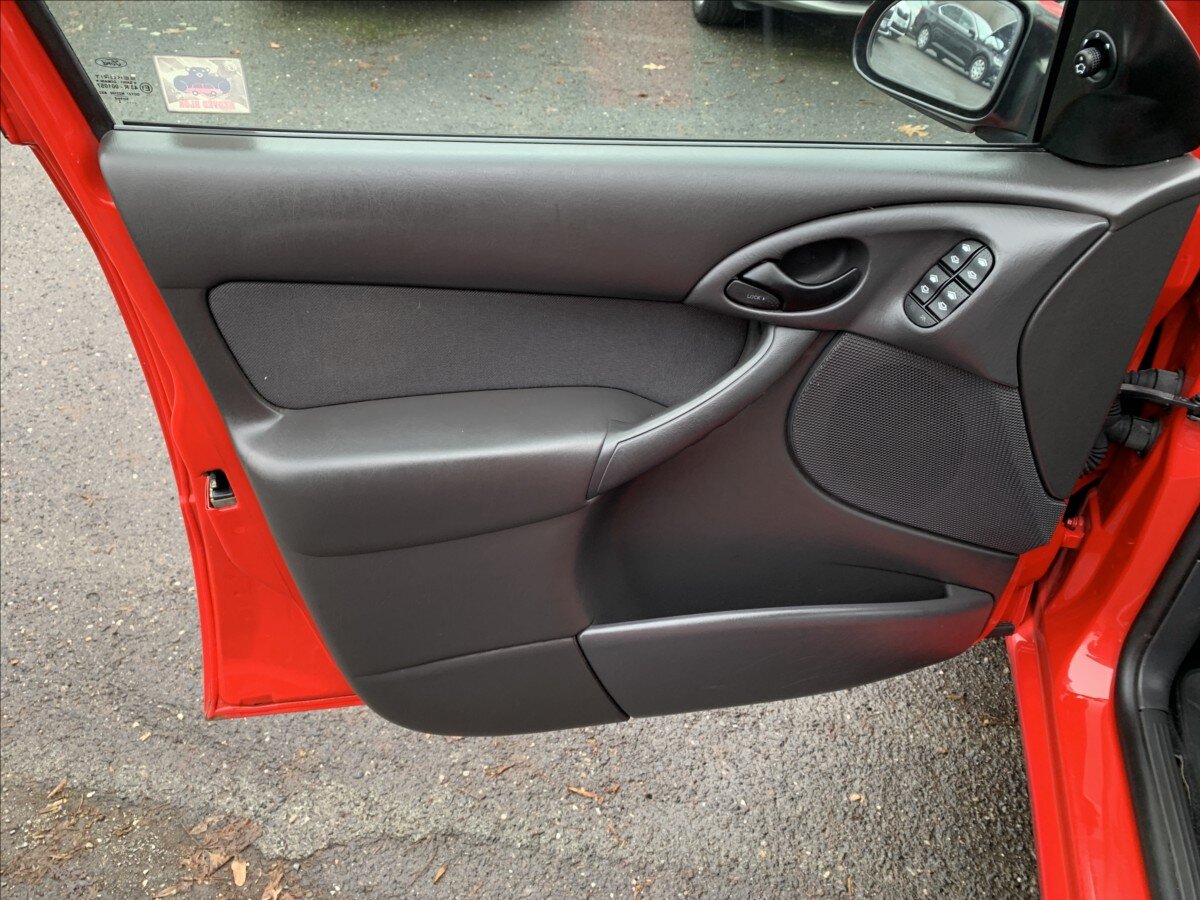 Ford Focus Hatchback 1,6 l 74 kw