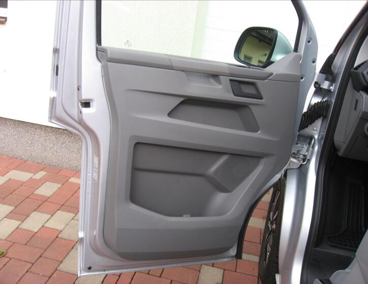 Volkswagen Transporter 13