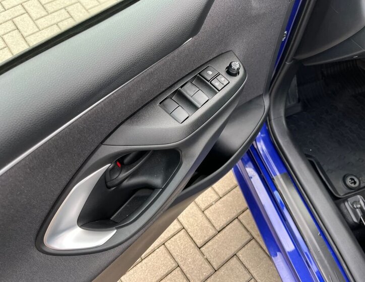 Toyota Yaris Hatchback 1,5 l 68 kw