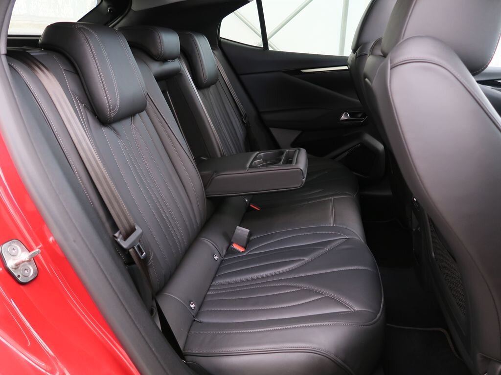 DS Automobiles DS4 Hatchback 1,6 l 132 kw