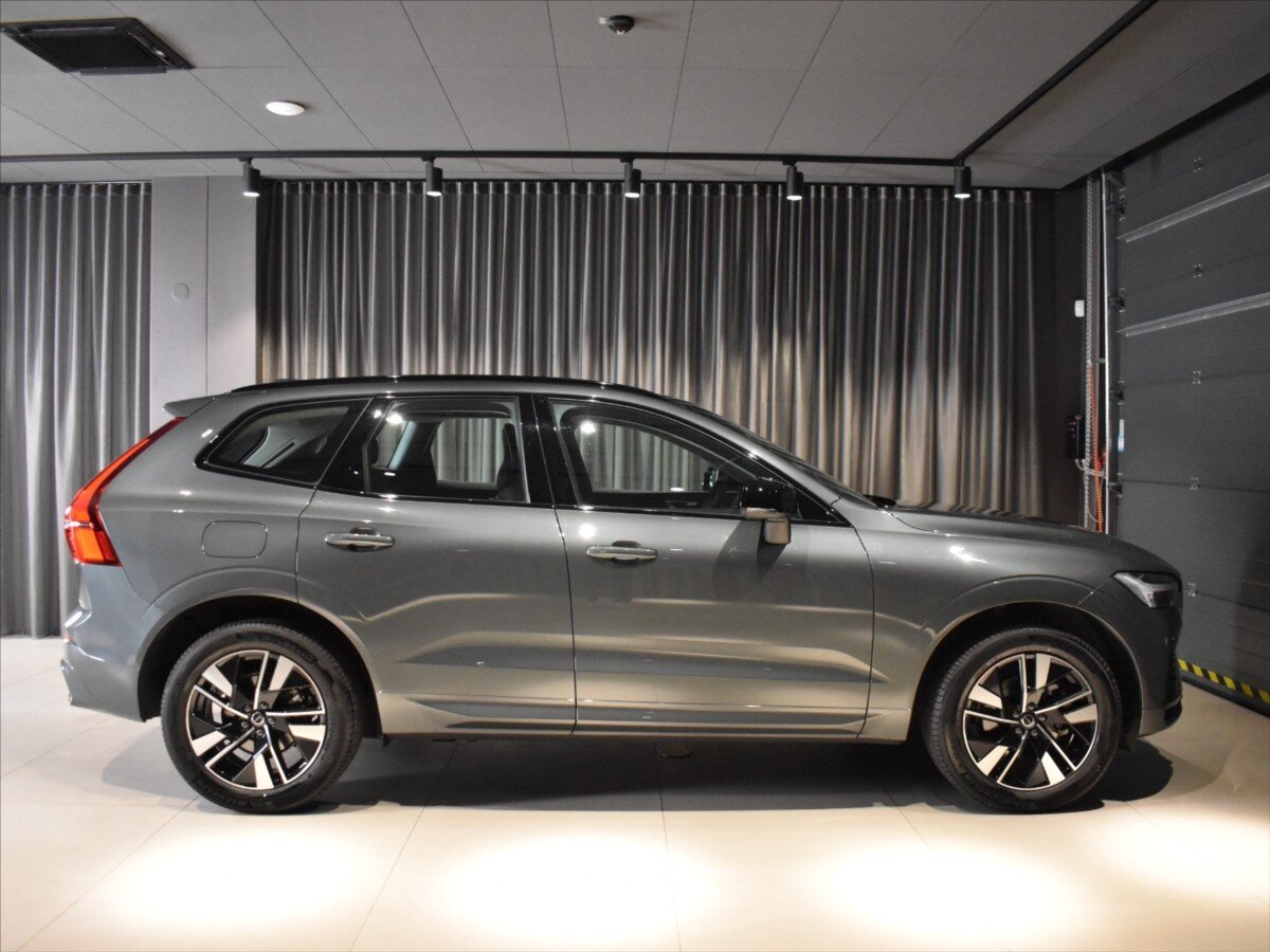Volvo XC60 SUV / Terénní 2,0 l 184 kw