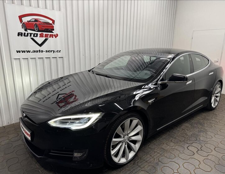 Tesla Model S Liftback 0,0 311 kw