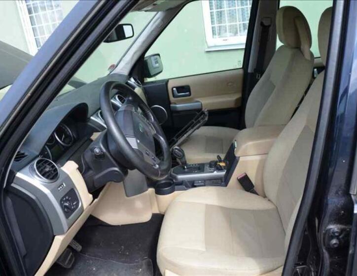 Land Rover Discovery 18