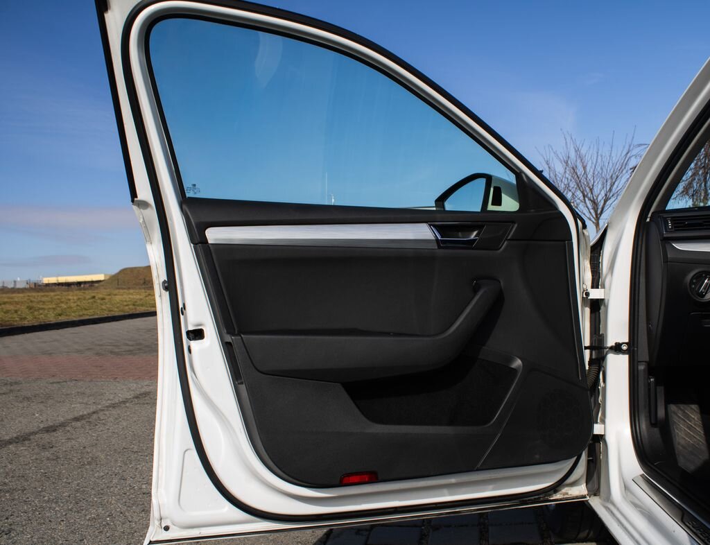 Škoda Superb Kombi 0,0 115 kw