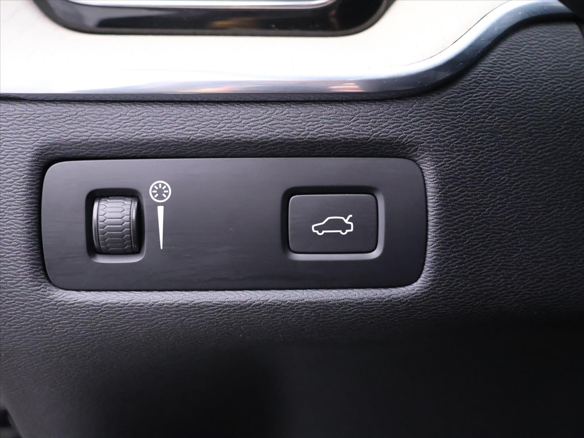 Volvo XC60 SUV 2,0 l 183 kw