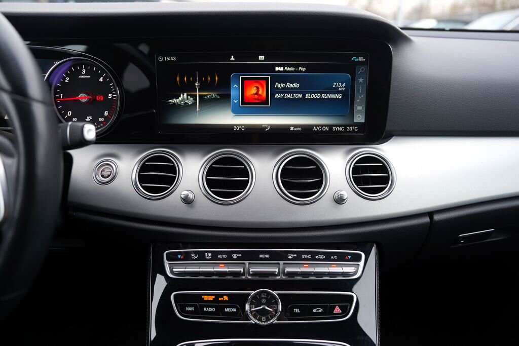 Mercedes-Benz Třídy E Kombi 2,0 l 143 kw