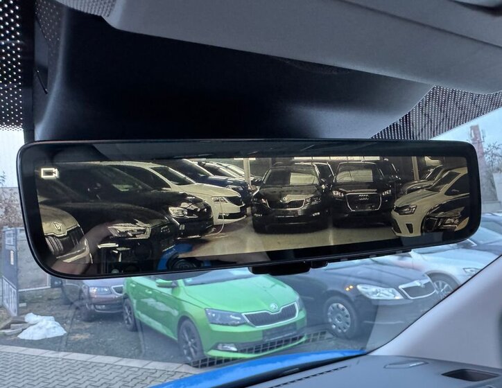 Volkswagen Caravelle 31