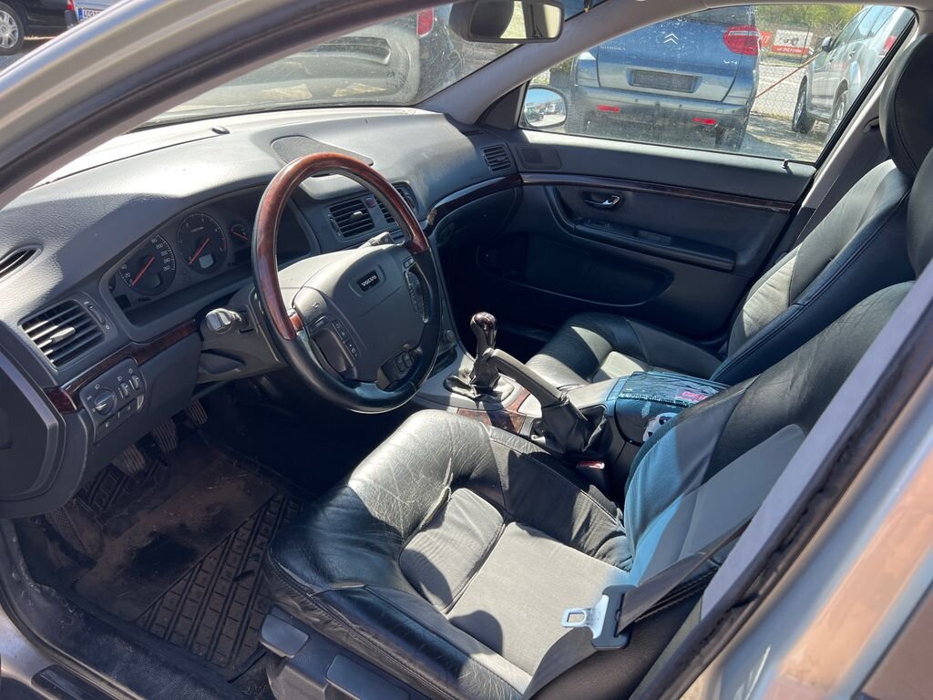 Volvo S80 Sedan / Limuzína 2,5 l 103 kw