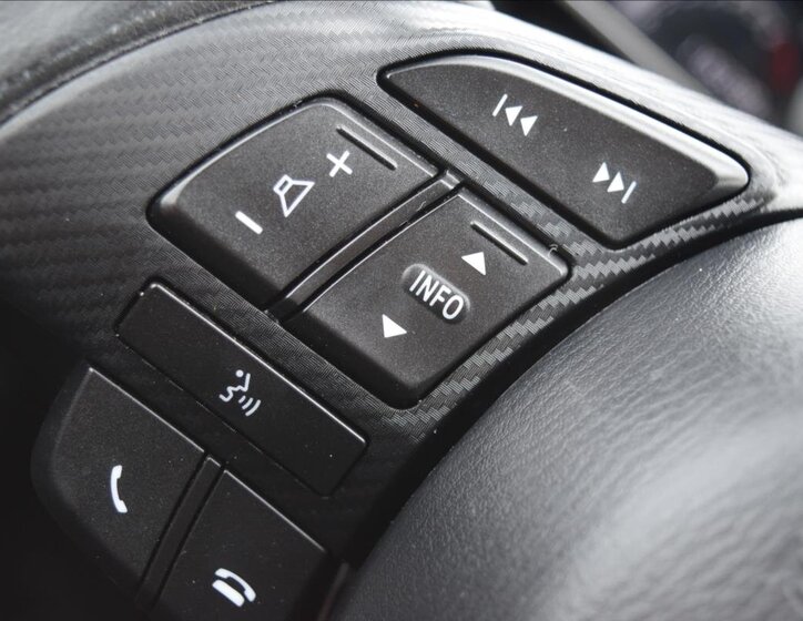 Mazda 3 Sedan 1,5 l 74 kw