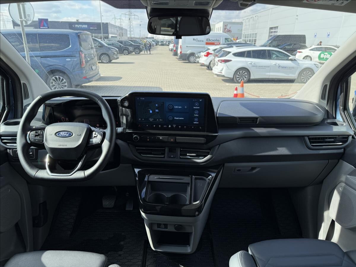 Ford Tourneo Custom MPV 2,0 l 125 kw