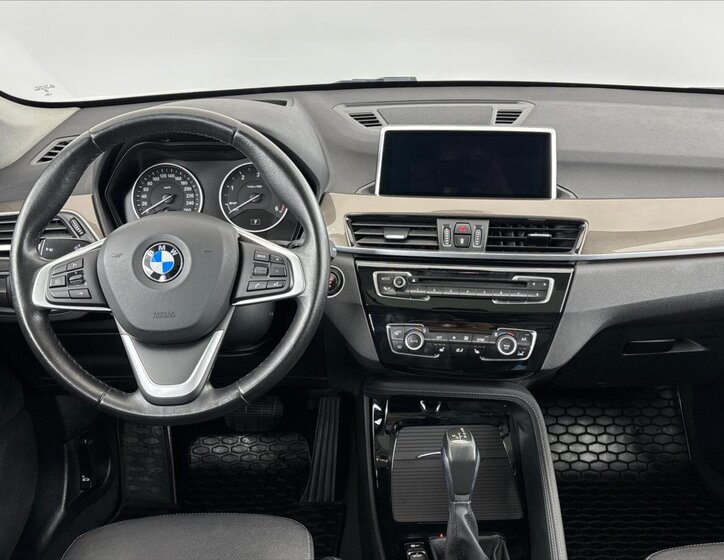 BMW X1 SUV / Terénní 2,0 l 140 kw