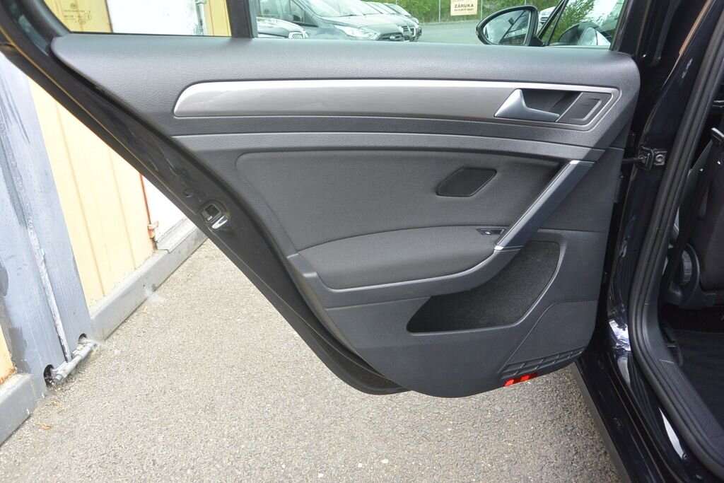 Volkswagen Golf Hatchback 1,2 l 63 kw