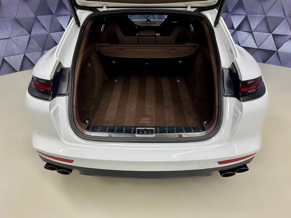 Porsche Panamera Kombi 4,0 l 338 kw