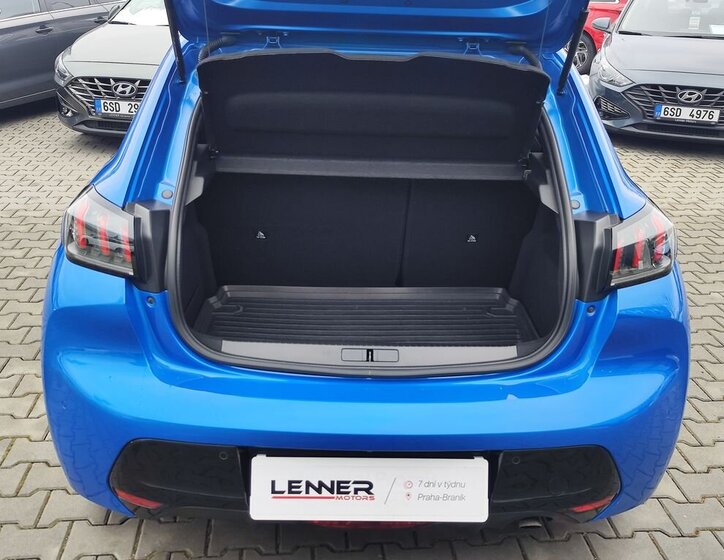 Peugeot 208 Hatchback 1,2 l 74 kw