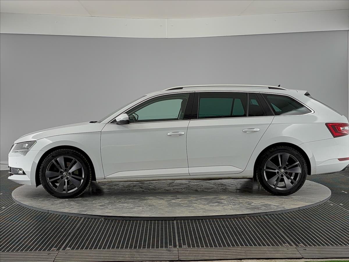 Škoda Superb Kombi 2,0 l 110 kw