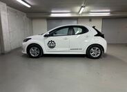 Toyota Yaris 8