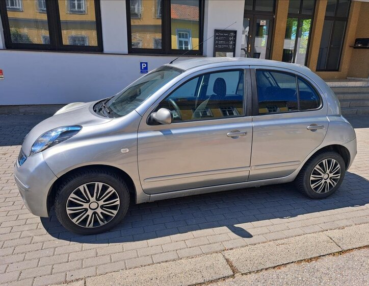 Nissan Micra Hatchback 1,2 l 48 kw