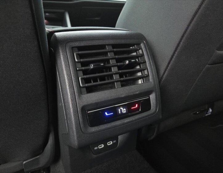 Volkswagen Golf Hatchback 2,0 l 180 kw