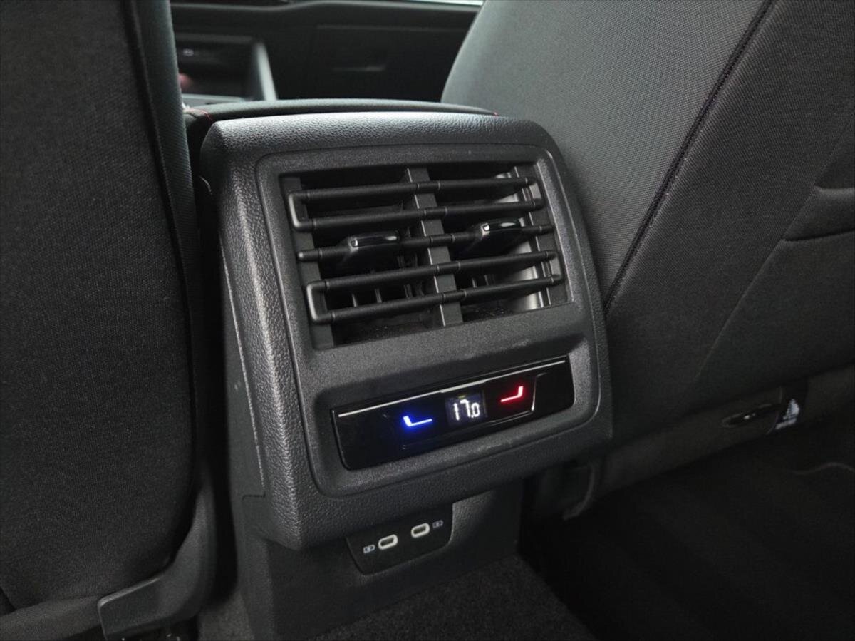 Volkswagen Golf Hatchback 2,0 l 180 kw