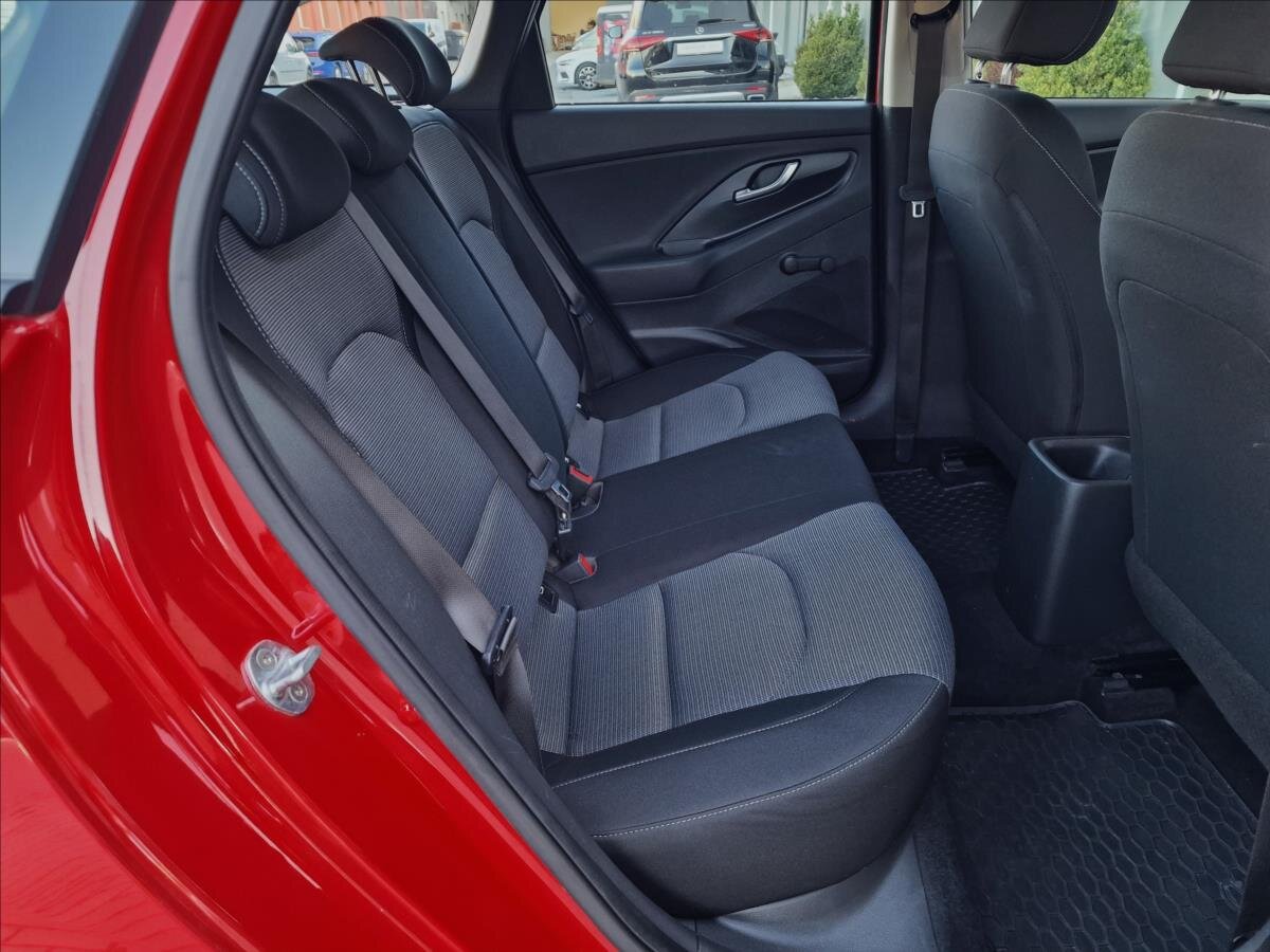 Hyundai i30 Kombi 998,0 88 kw