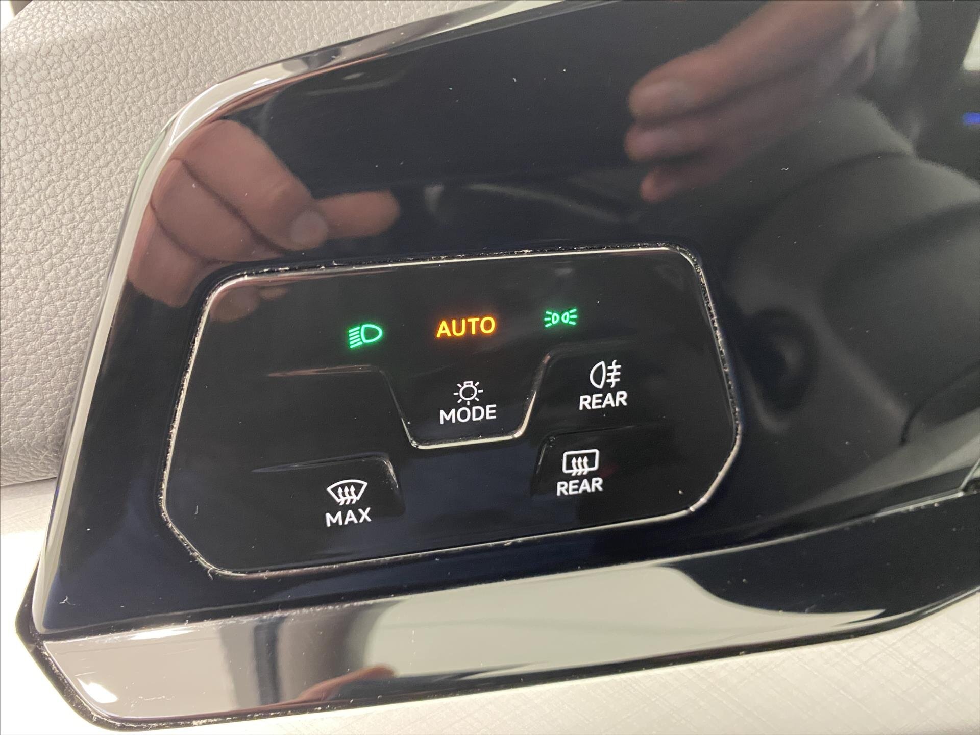 Volkswagen Golf Hatchback 999,0 81 kw