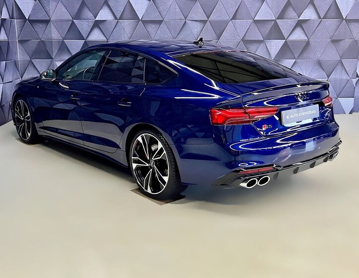 Audi S5 Hatchback 3,0 l 251 kw