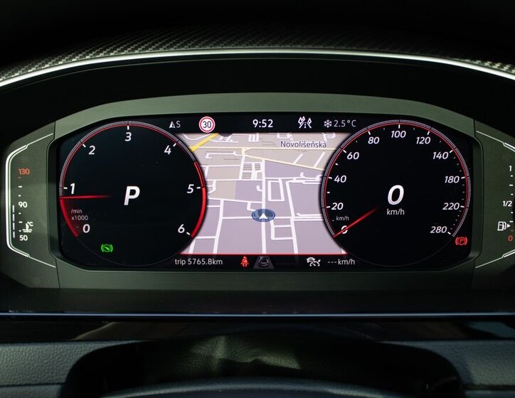 Volkswagen Arteon Kombi 2,0 l 147 kw