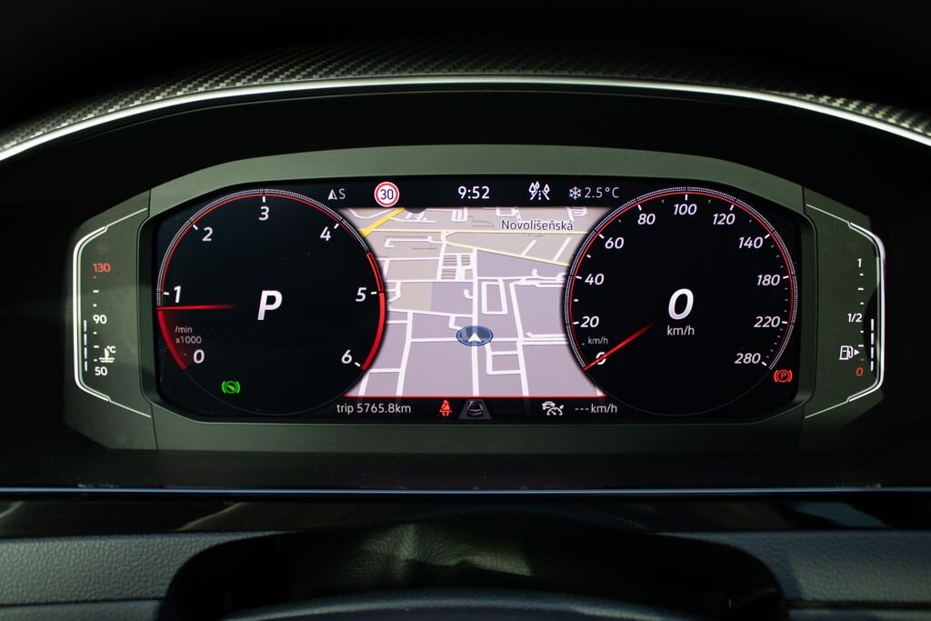 Volkswagen Arteon Kombi 2,0 l 147 kw