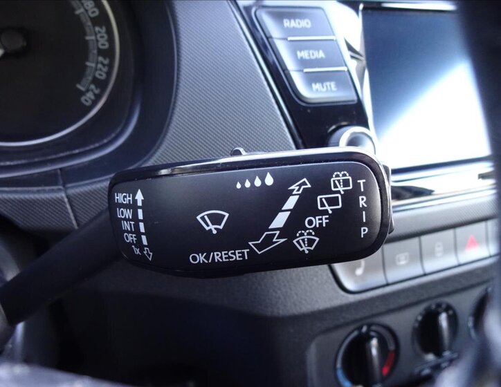 Škoda Fabia Hatchback 999,0 70 kw