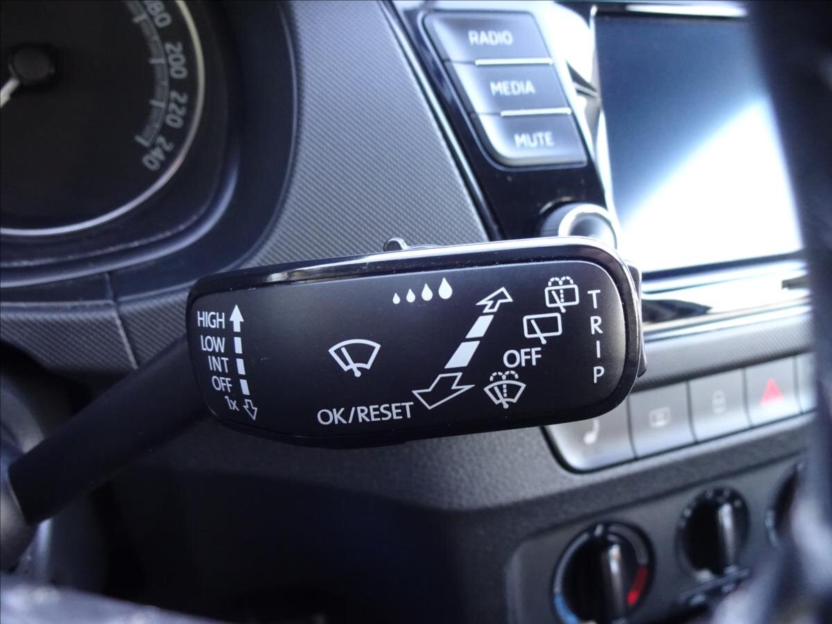 Škoda Fabia Hatchback 999,0 70 kw