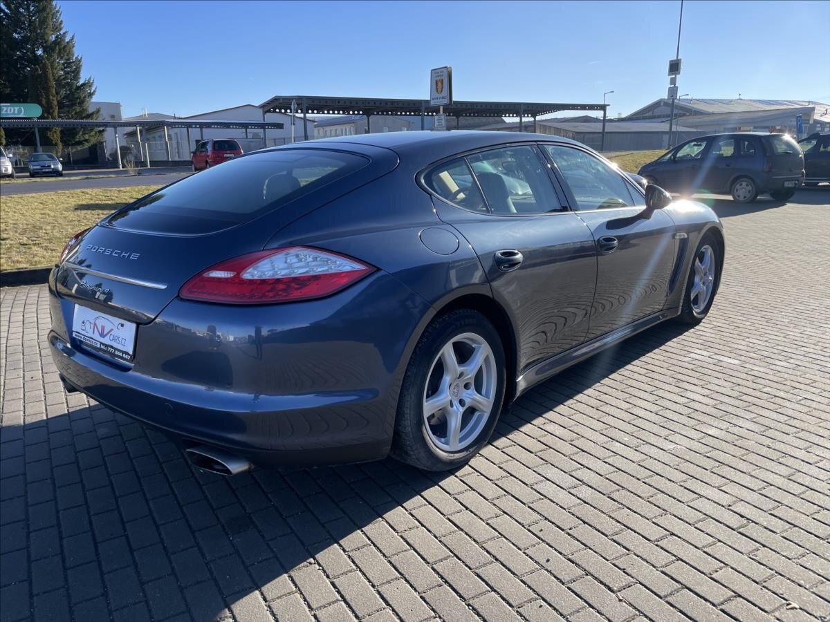 Porsche Panamera Hatchback 3,6 l 220 kw