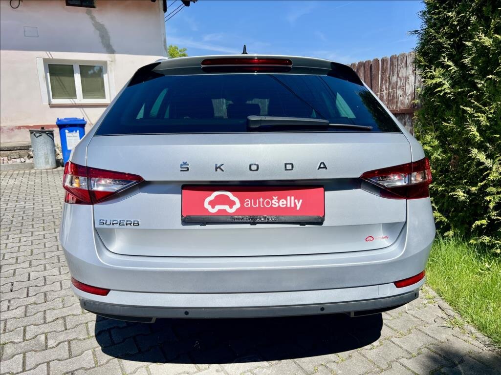 Škoda Superb