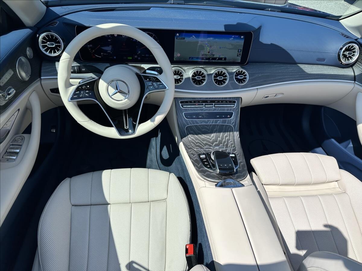 Mercedes-Benz Třídy E Kabriolet 3,0 l 270 kw