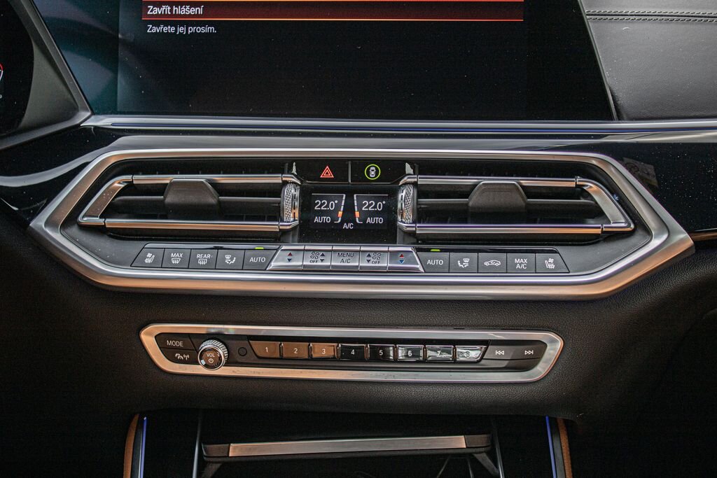 BMW X5 SUV / Terénní 3,0 l 195 kw