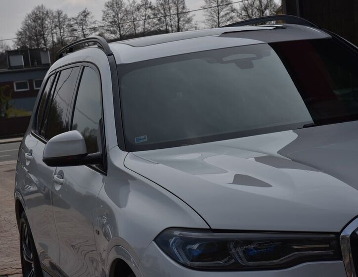 BMW X7 SUV / Terénní 3,0 l 195 kw