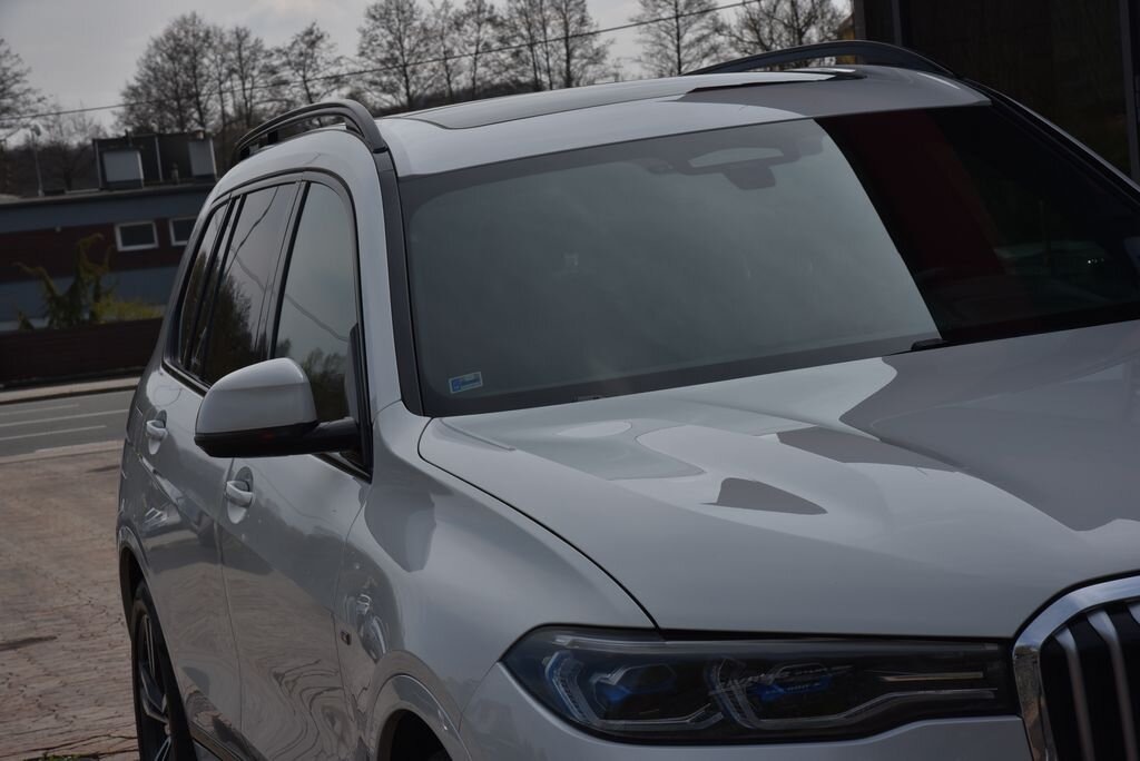 BMW X7 SUV / Terénní 3,0 l 195 kw