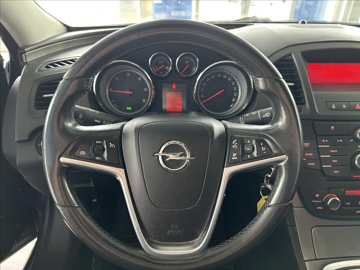 Opel Insignia Kombi 2,0 l 96 kw