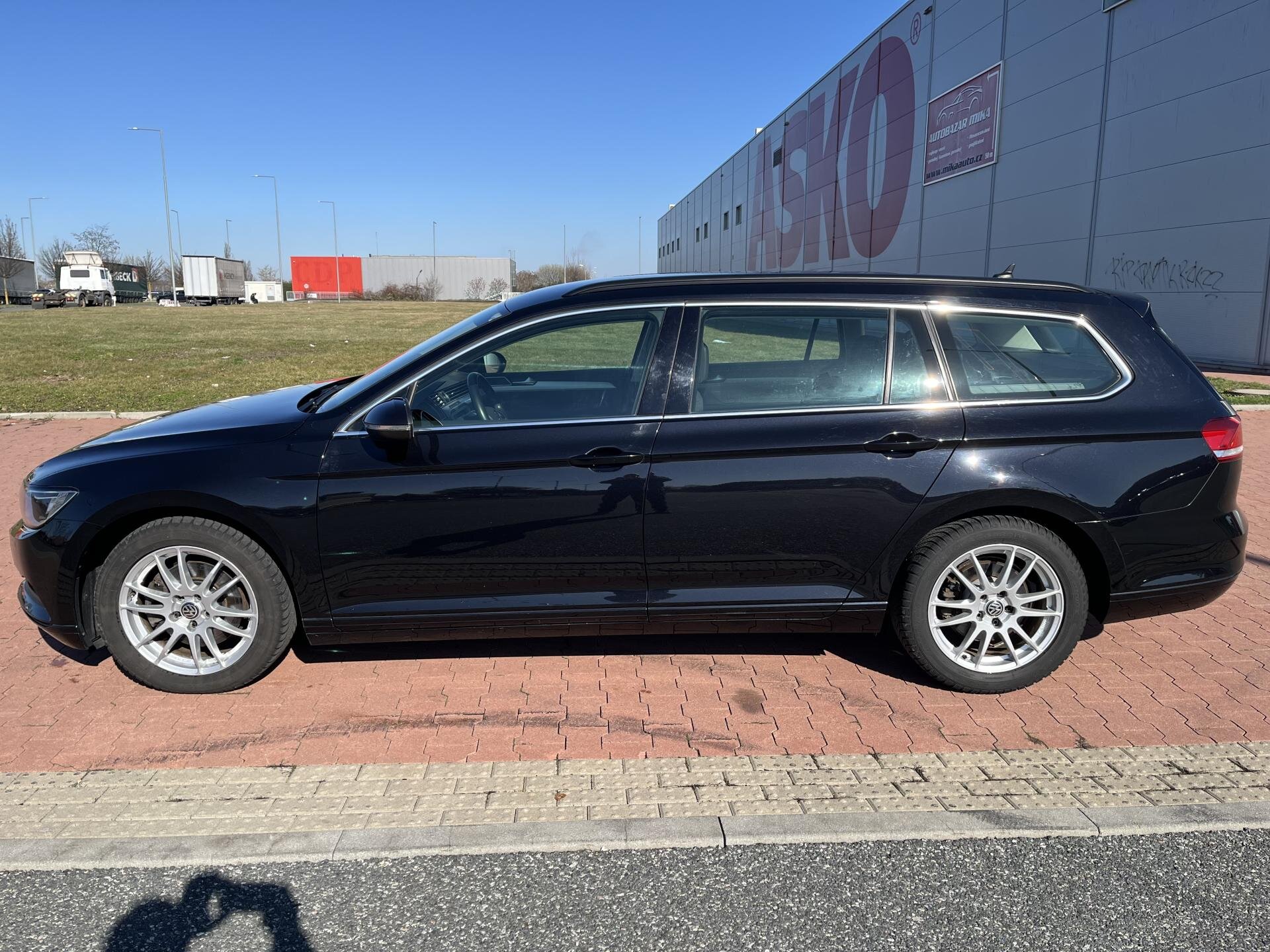 Volkswagen Passat Kombi 2,0 l 110 kw