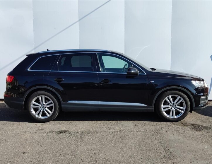 Audi Q7 SUV / Terénní 3,0 l 200 kw