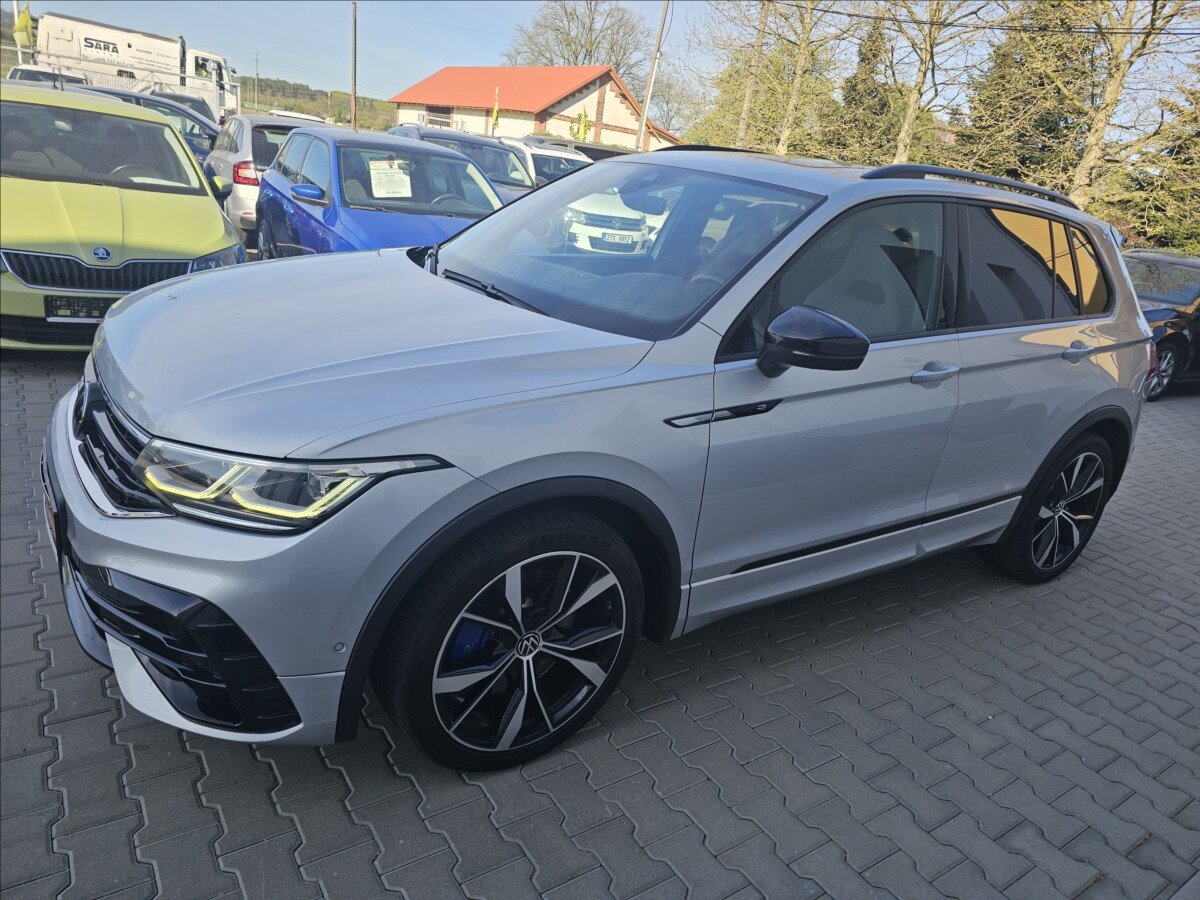 Volkswagen Tiguan Kombi 2,0 l 235 kw